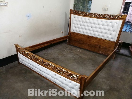 Shegun Wood King size Bed with rexin and stone